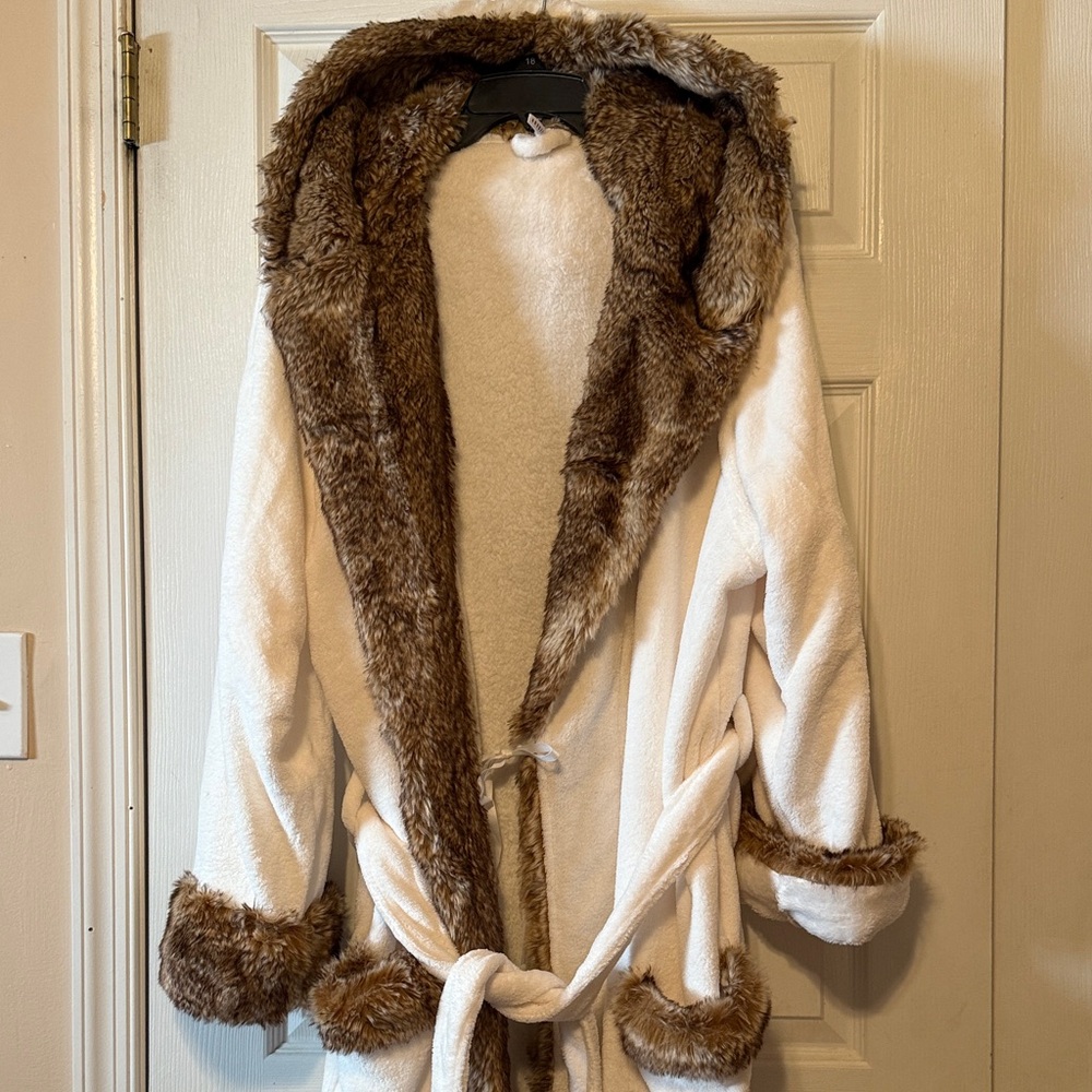 Pottery Barn Fuad Fur Ombré Robe